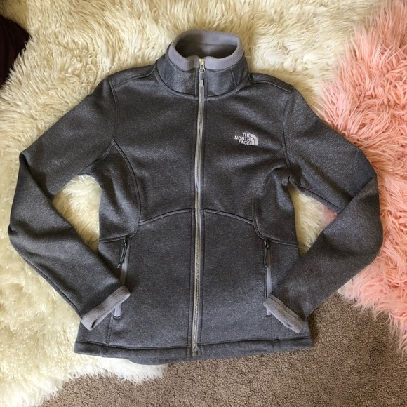 The North Face Jackets & Blazers - The North Face jacket